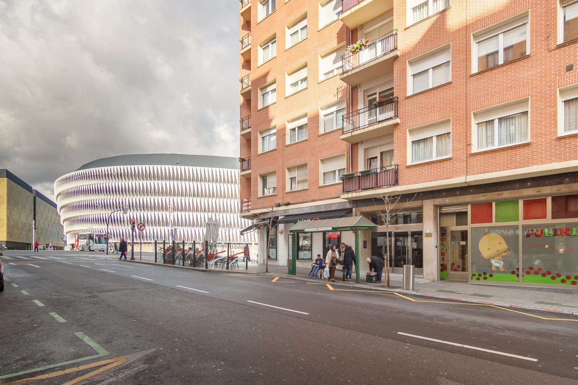 San Mames Apartment - Free Parking Bilbao Buitenkant foto