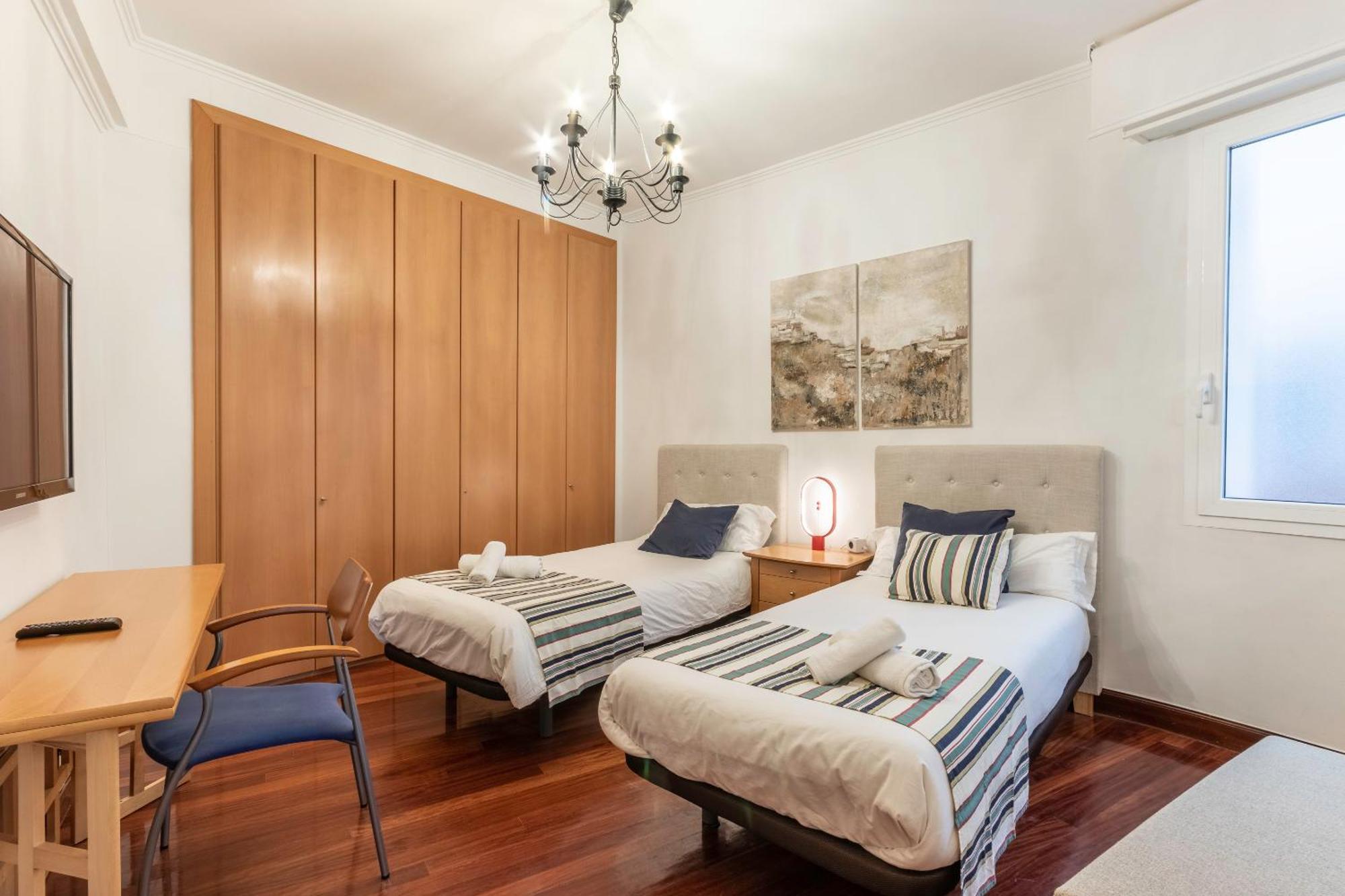 San Mames Apartment - Free Parking Bilbao Buitenkant foto